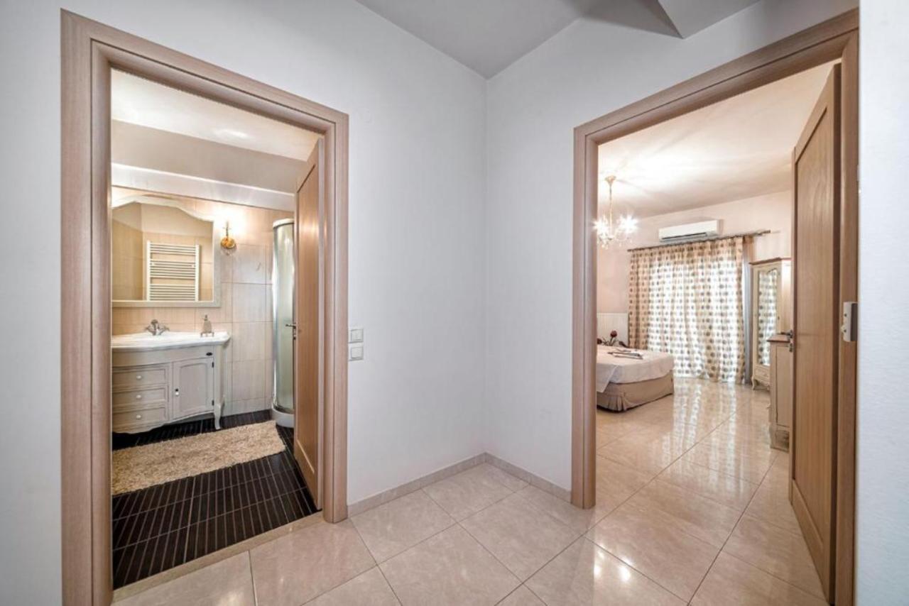 Ioannas Luxury Apartment In Istron Kalo Chorio  Екстер'єр фото